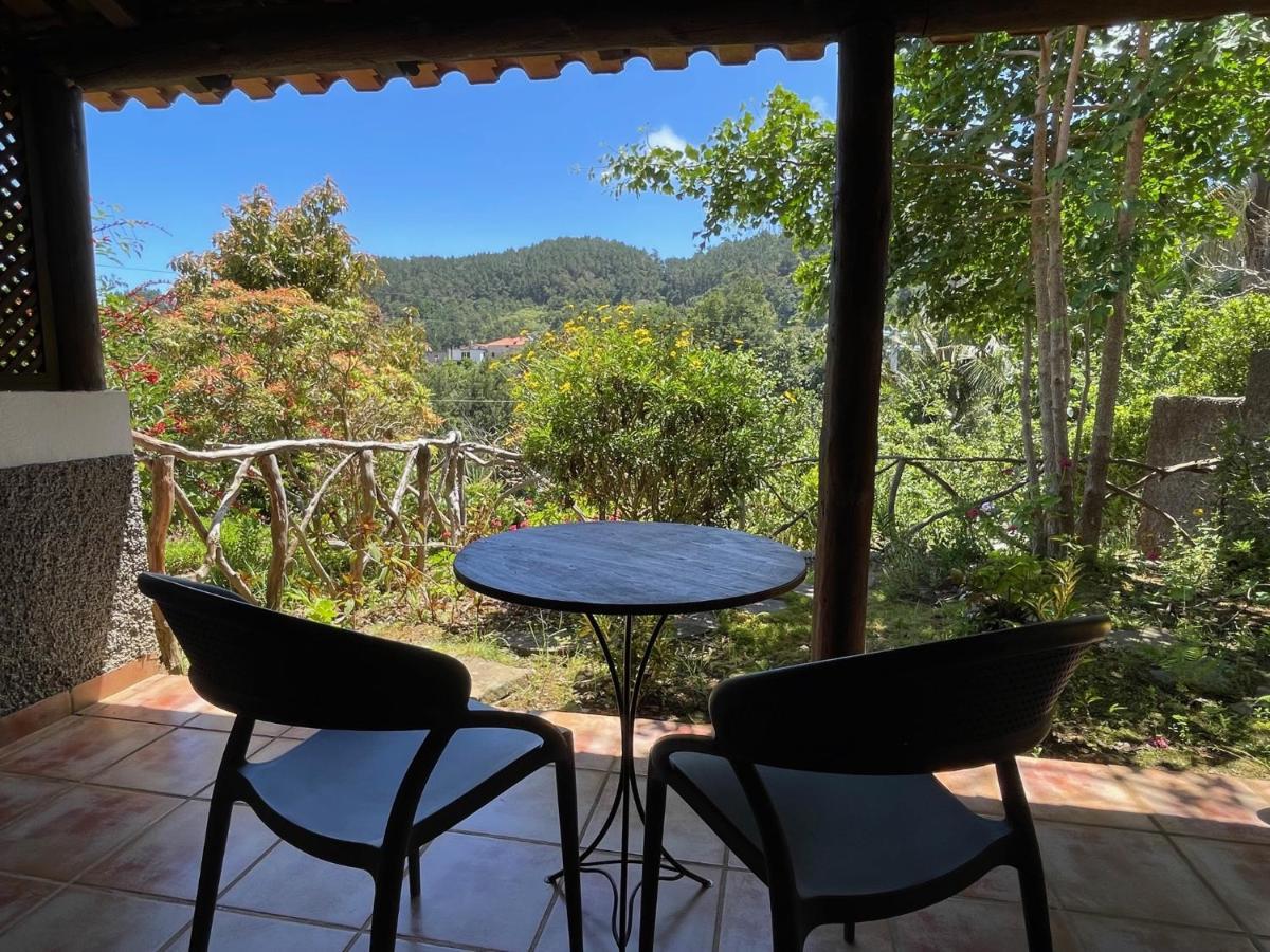 Casas De Campo Do Pomar B&B - Self Check-In Сантана Экстерьер фото